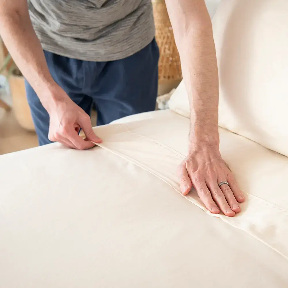 Organic Cotton Sateen Sheet Set - Image 2